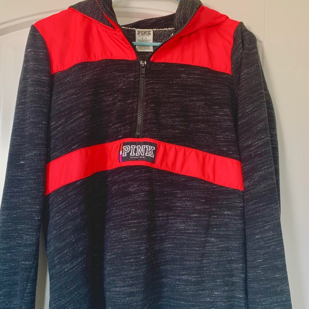Victoria’s Secret/pink sweatshirt quarter zip